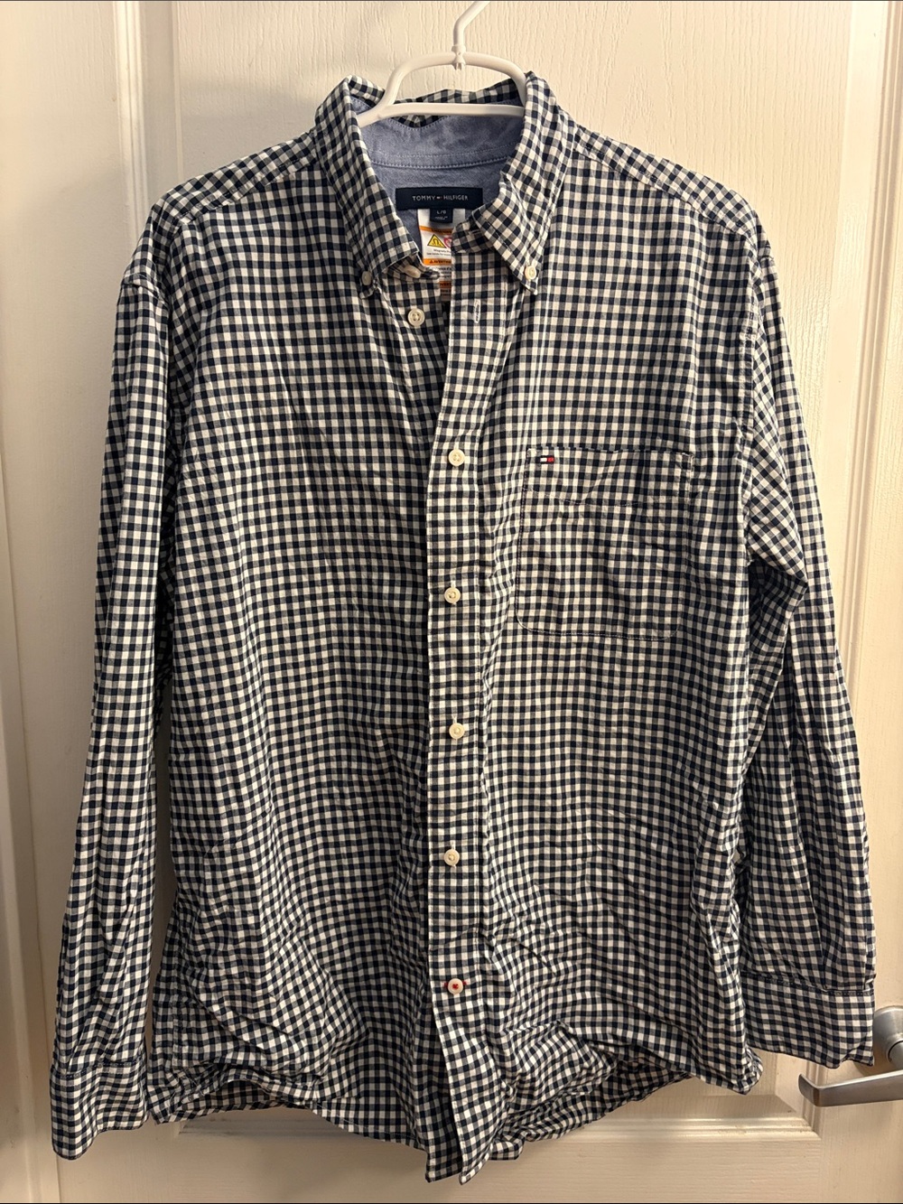 Tommy Hilfiger Men’s Black & White Gingham Button-Down Shirt Snap Closure